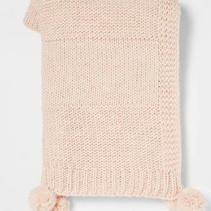 Threshold Chunky Knit Throw with Pom-Poms. Color: Blush